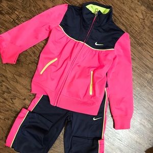 Girls Nike tracksuit